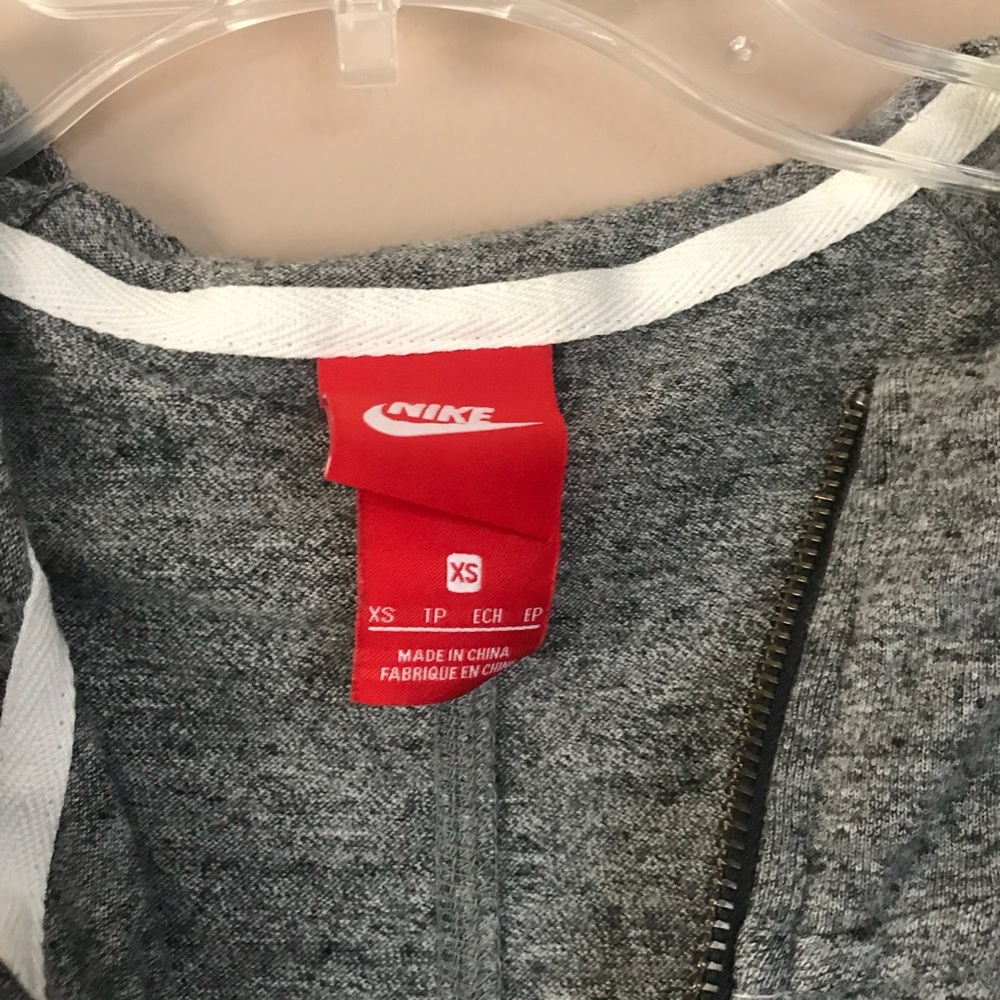 Nike zip up - Picture 3 of 3